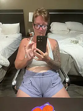 _ElizabethLove_ - Cummm