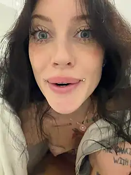 Melissa_crazy - let's have fun in men's room 💦