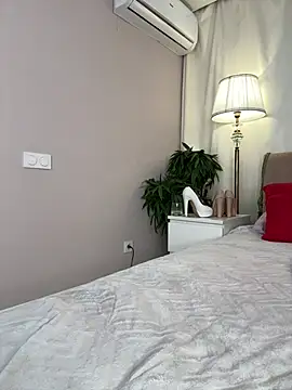 LillyNatty18 - FINGERING WET PUSSY+CUM