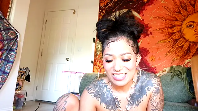 Maciixbby - fuck machine squirt showww !!!