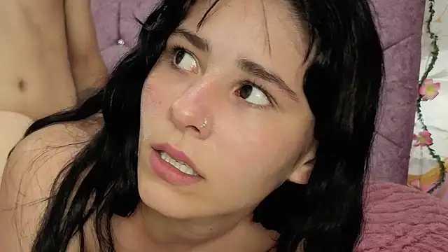 Crimsouncouple - Rub pussy or dick