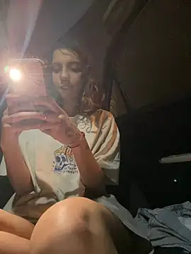 MiaaCute- - Show boobs in the uber risky