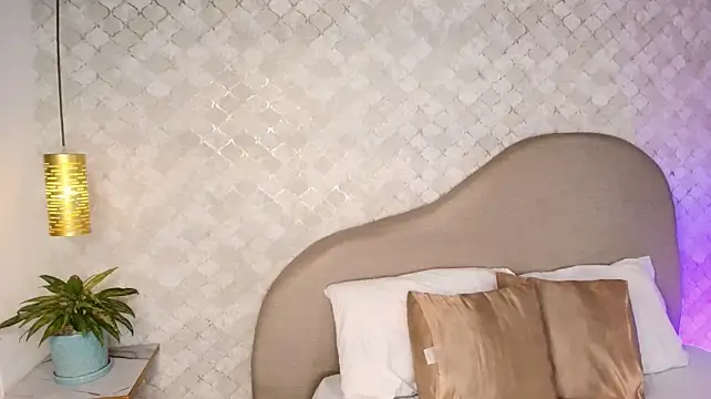 RILLEY_ALLEN - show ass