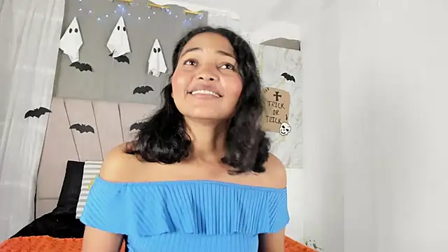 Elayha_28 - SPANKS ASS HARD