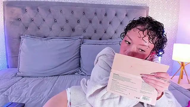 NohaCooper - off panty