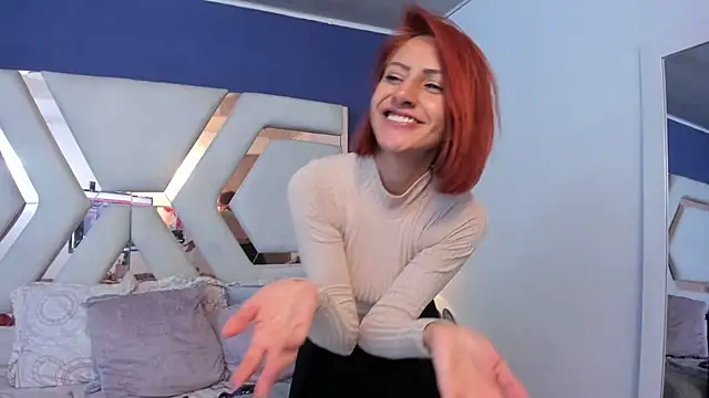 Sara_Evaanns - lotion ass