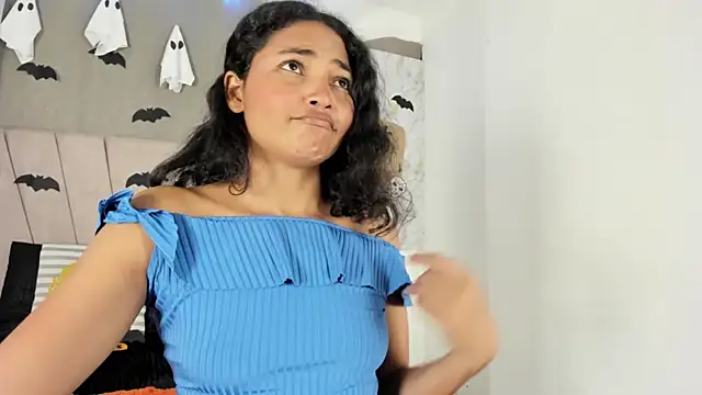 Elayha_28 - SPANKS ASS HARD