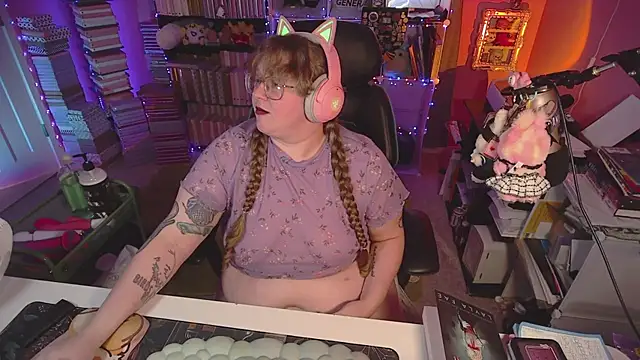 FatVeronica - Intense Toy Play & Squirt Show 💦
