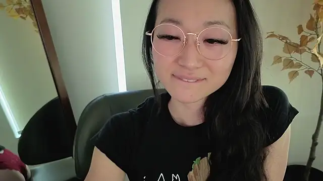 MySweetSofie - 🍭5 slaps on my bushy kitty🍭