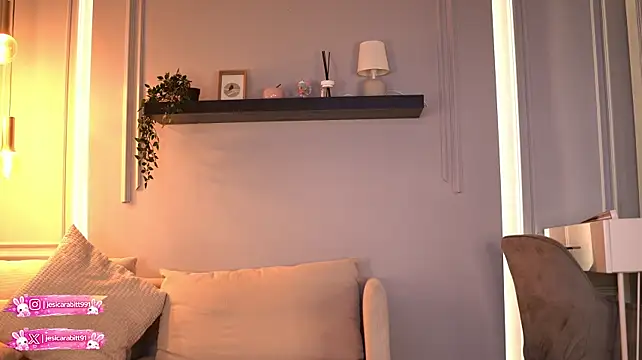 JesicaRabitt - First ORGASM of the night 😈🍑🍑