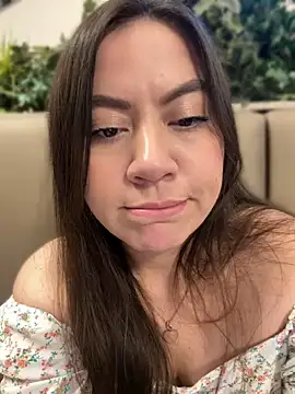 Bella_Pascualina - Show my nipple in public