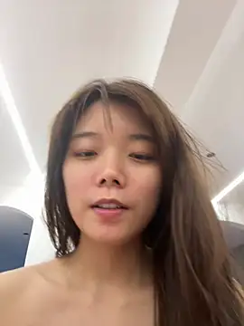 Puting_q - 户外偷偷闪露
