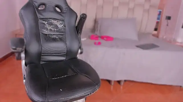 Rainpearls - Sexy slow dance naked