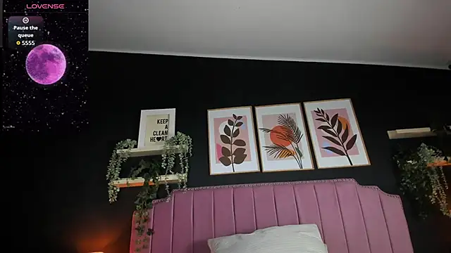 Scarlet_dh - FLASH BOOBS