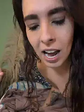 LatinaRoomies - BOTH CUMMING AND FINGERING