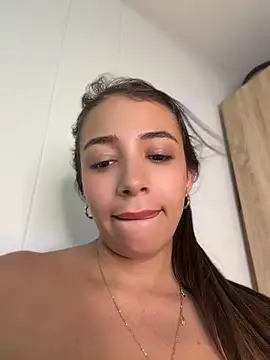 Hall_16 - Dildo in pussy