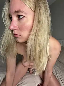 Juliasweettits - finger pussy and cum
