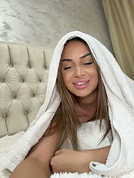 KirstieVegas - Naked body 🔥🎁Last Tip