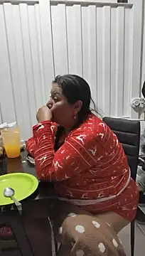 Brenda_Berck_ - open ass and smell finger