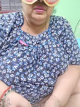Tamil-mayasri - Suck boobs