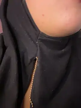 Zahra_Jalid - TWERK✨ MOVING ASS ✨