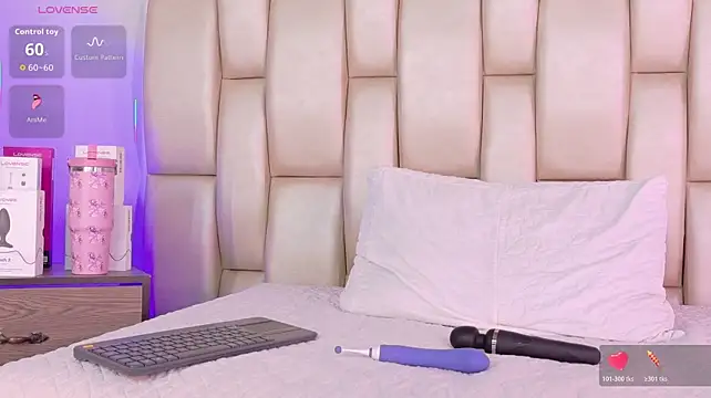 Shasa_8 - 4 fingers in ass deep hard🍑😈