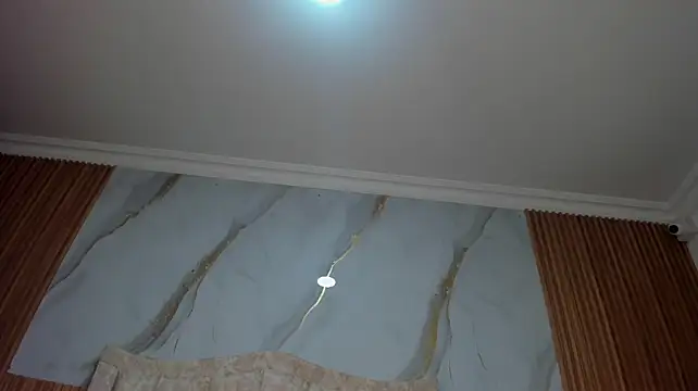 Mia_18v - BLOWJOB DEEP + CONCT EYES + SALIVA