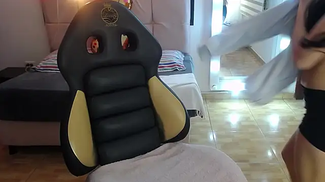 Sweet_abbyy_X - show ass