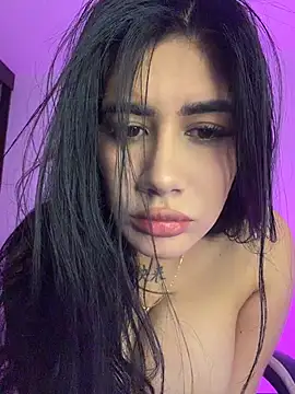 Clarachanelricek - Play with my pussy fingers deep