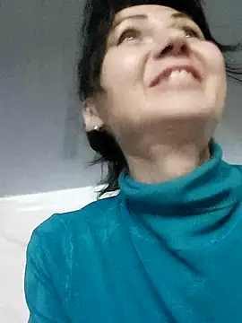 Melissa_Fane - Oil on Ass zoom and bend over and Spank