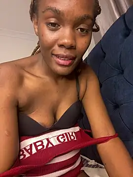 EbonySole1 - Oil show
