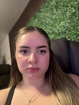 Imlindapink - Fingering naked 💗