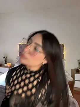 Samantha_e2 - panty off