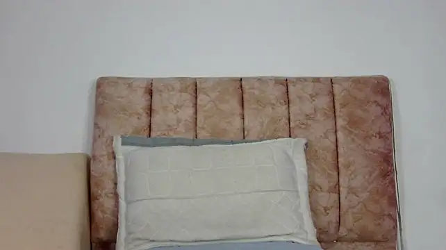 Ava_Raye - suck a dildo