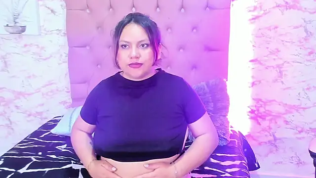 Emma_luxxe - take off a garment