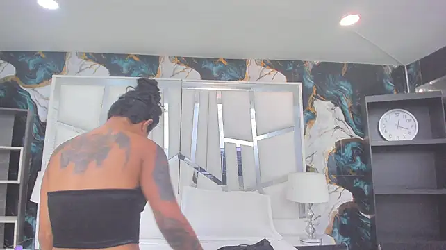 Rave_connor - Play with my small tits