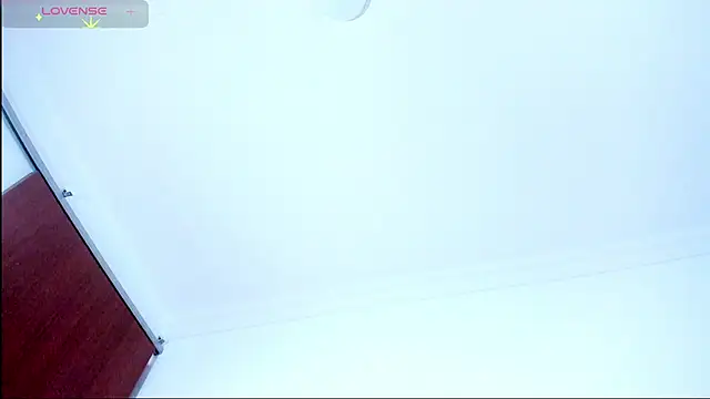 TAYRA_CASTLE - Ahegao face + saliva play small tits