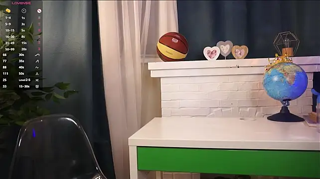 JackelineSwanda - 💕sexy strap down, kiss my collarbone💕