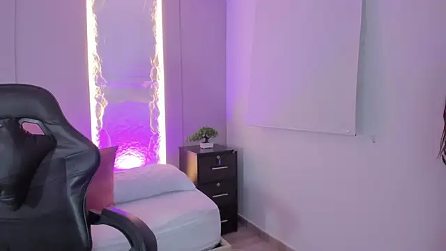 Isabella_florez - Play Boobs
