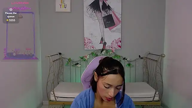 Lessly__ - NAKED