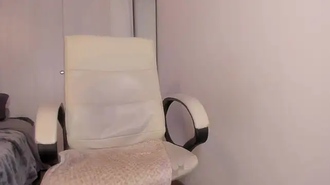 Ali_itcaduu - Ride dildo