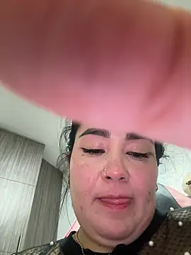 Karla_hotgirl - Moaning near a client 😈