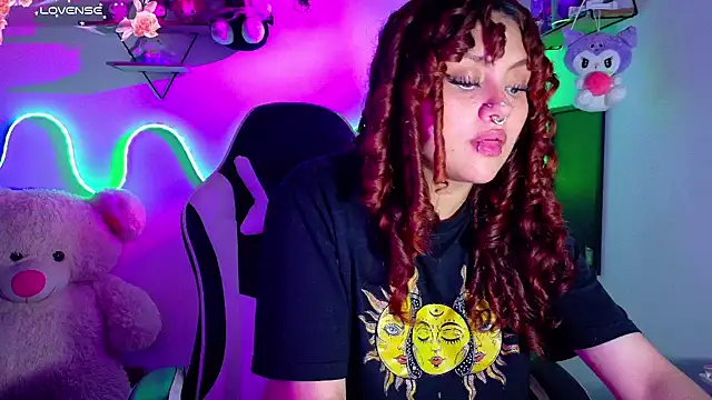 Theiamoon - fingers in my pussy