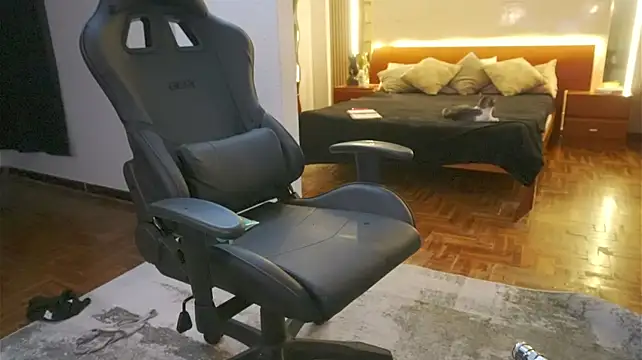 Charlottelover21 - sexy dance 5 minu link control
