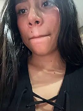 Sara-Castillo - SUPER MEGA SQUIRT IN THE MEN'S BATHROOM