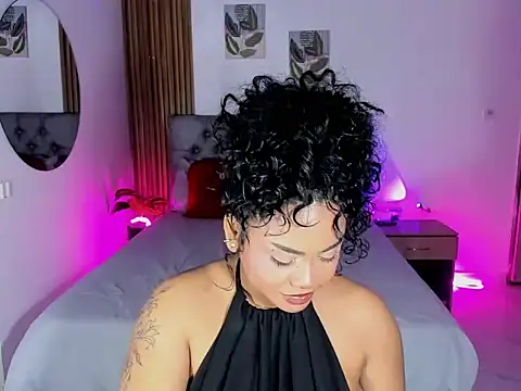 Bonnylu - oil on big tits + spanking my ass x5