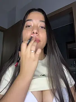 Nhefertary - show titis🍒+oil