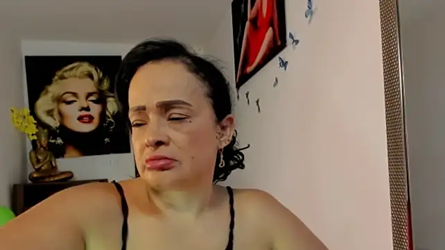 Seleneh - deep throat with tongue and saliva