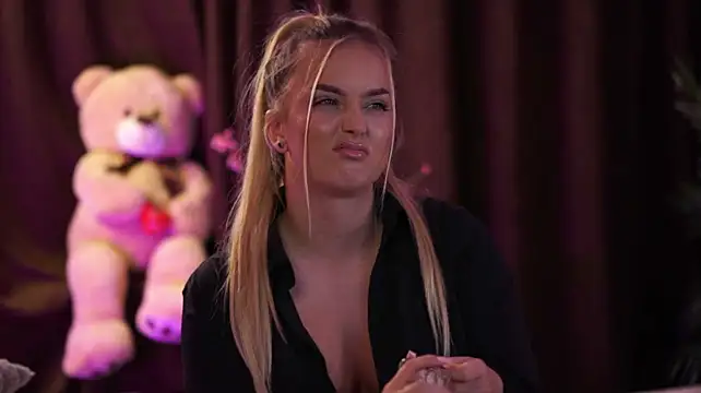 ElyssawetXX - Ride show 💦😈😈