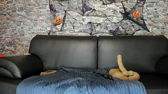 SlutMilfLatin - Spread pussy 🍆💦